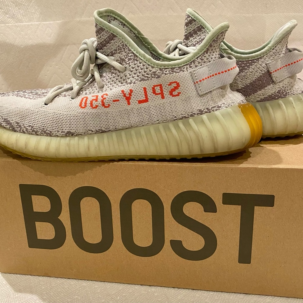 adidas Yeezy Boost 350 V2 Blue Tint Size: 9.5
